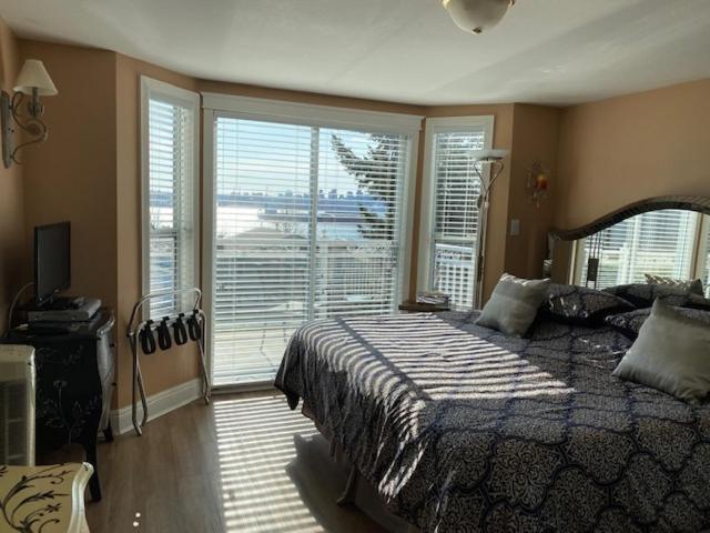 Ocean Breeze Executive Bed&Breakfast North Vancouver Exterior foto